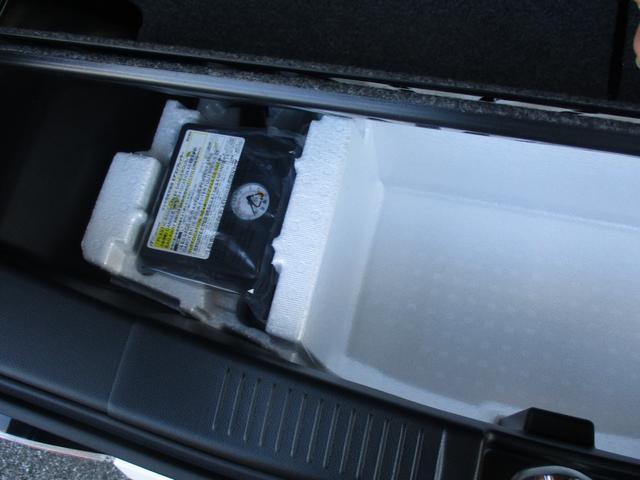 ワゴンR FX スマートキー、衝突防止機能、オートライト、オートエアコン、プッシュスタート、アイドリングストップ、横滑り防止機能、コーナーセンサー、クリアランスソナー、運転席シートヒーター、オートマチックハイビーム(51枚目)