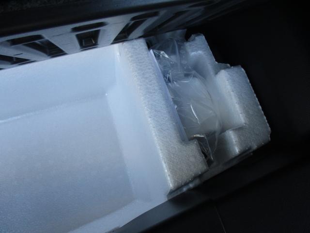 ワゴンR FX スマートキー、衝突防止機能、オートライト、オートエアコン、プッシュスタート、アイドリングストップ、横滑り防止機能、コーナーセンサー、クリアランスソナー、運転席シートヒーター、オートマチックハイビーム(52枚目)