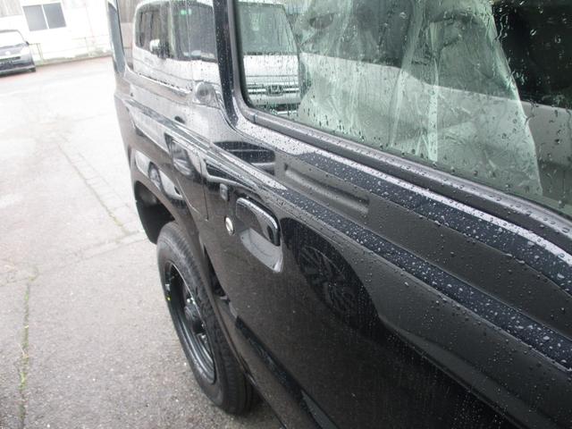 ジムニー ＸＬ　スマートキー、衝突防止機能、横滑り防止機能、オートエアコン、オートライト、プッシュスタート、フォグランプ、パワーウィンドウ、セーフティサポート搭載車、パートタイム４ＷＤ、４ＡＴ、シートヒーター（12枚目）