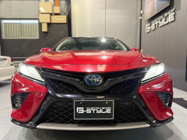 カムリ ＷＳ　修復歴無　禁煙　車検整備付　パノラマルーフ　純正Ｒ１８アルミ　純正９インチナビ　フルセグＴＶ　バックカメラ　ＥＴＣ２．０　ドラレコ　ブラインドスポット　クルコン　トヨタセーフティセンス（3枚目）