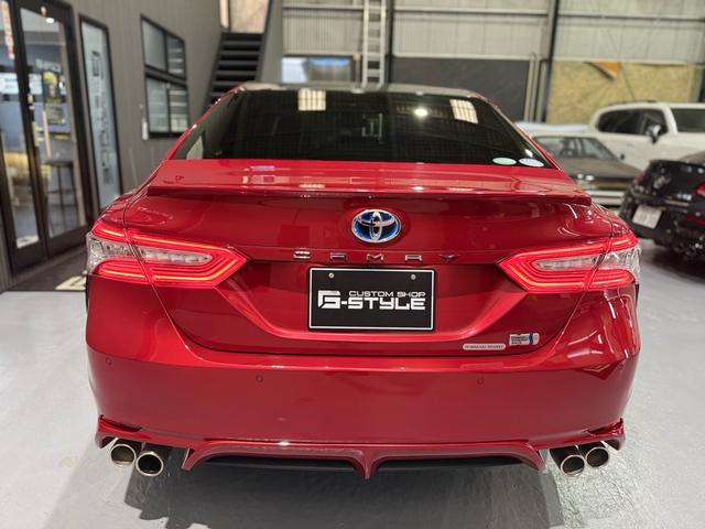カムリ ＷＳ　修復歴無　禁煙　車検整備付　パノラマルーフ　純正Ｒ１８アルミ　純正９インチナビ　フルセグＴＶ　バックカメラ　ＥＴＣ２．０　ドラレコ　ブラインドスポット　クルコン　トヨタセーフティセンス（8枚目）