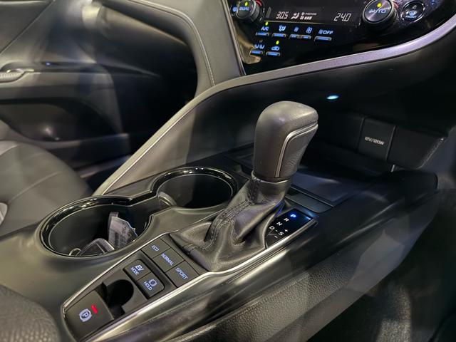 カムリ ＷＳ　修復歴無　禁煙　車検整備付　パノラマルーフ　純正Ｒ１８アルミ　純正９インチナビ　フルセグＴＶ　バックカメラ　ＥＴＣ２．０　ドラレコ　ブラインドスポット　クルコン　トヨタセーフティセンス（34枚目）