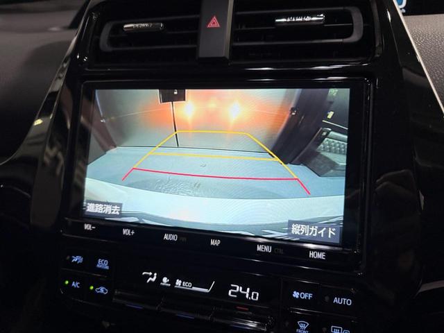 プリウス ＳセーフティプラスＩＩ　修復歴無　禁煙　２年保証付　ＴＲＤエアロＦ／Ｓ／Ｒ　社外Ｒ１８アルミ　ローダウン　純正ナビ　フルセグＴＶ　バックカメラ　ＥＴＣ２．０　ＡＣ１００Ｖ　ドラレコ前後　コーナーセンサー　衝突軽減機能　ＢＳＭ（30枚目）