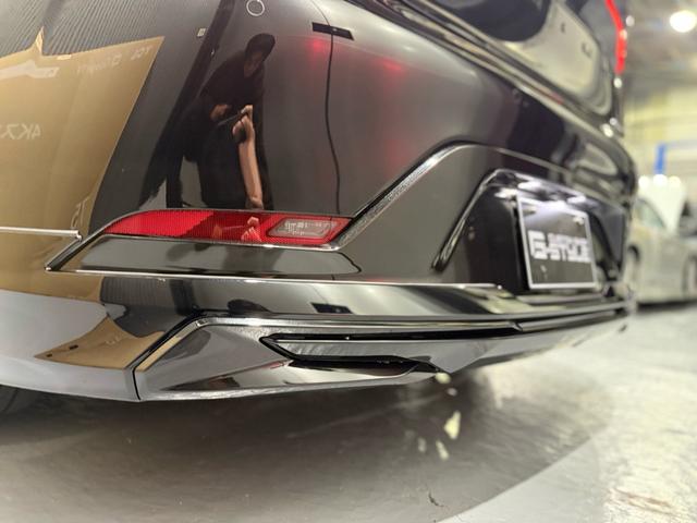 プリウス Ｚ　禁煙　メーカー保証継承付　モデリスタエアロＦ／Ｓ／Ｒ　パノラマルーフ　デジタルインナーミラー　純正ナビＴＶ　ドラレコ　パノラミックビュー　ＥＴＣ２．０　ブラインドスポット　トヨタセーフティセンス（13枚目）