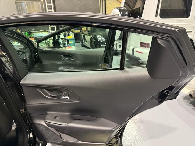 プリウス Ｚ　禁煙　メーカー保証継承付　モデリスタエアロＦ／Ｓ／Ｒ　パノラマルーフ　デジタルインナーミラー　純正ナビＴＶ　ドラレコ　パノラミックビュー　ＥＴＣ２．０　ブラインドスポット　トヨタセーフティセンス（18枚目）
