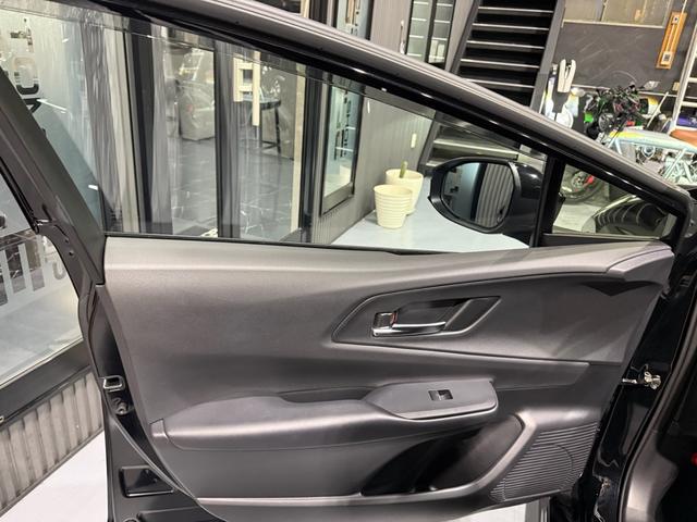 プリウス Ｚ　禁煙　メーカー保証継承付　モデリスタエアロＦ／Ｓ／Ｒ　パノラマルーフ　デジタルインナーミラー　純正ナビＴＶ　ドラレコ　パノラミックビュー　ＥＴＣ２．０　ブラインドスポット　トヨタセーフティセンス（22枚目）