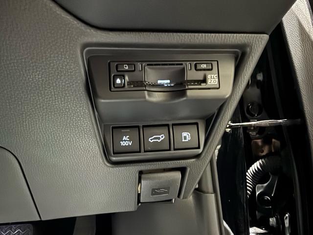 プリウス Ｚ　禁煙　メーカー保証継承付　モデリスタエアロＦ／Ｓ／Ｒ　パノラマルーフ　デジタルインナーミラー　純正ナビＴＶ　ドラレコ　パノラミックビュー　ＥＴＣ２．０　ブラインドスポット　トヨタセーフティセンス（33枚目）