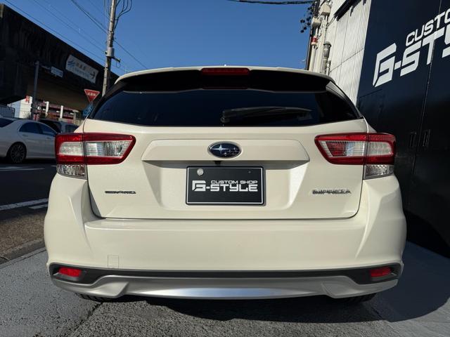 インプレッサスポーツ ２．０ｉ－Ｓアイサイト　修復歴無　ブラックレザーセレクション　純正Ｒ１８アルミ　ＳＴＩエアロ　純正８インチナビＴＶ　バックカメラ　ＥＴＣ　前席シートヒーター　クルコン　ドラレコ（8枚目）