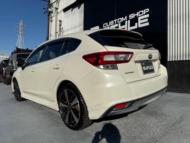 インプレッサスポーツ ２．０ｉ－Ｓアイサイト　修復歴無　ブラックレザーセレクション　純正Ｒ１８アルミ　ＳＴＩエアロ　純正８インチナビＴＶ　バックカメラ　ＥＴＣ　前席シートヒーター　クルコン　ドラレコ（9枚目）