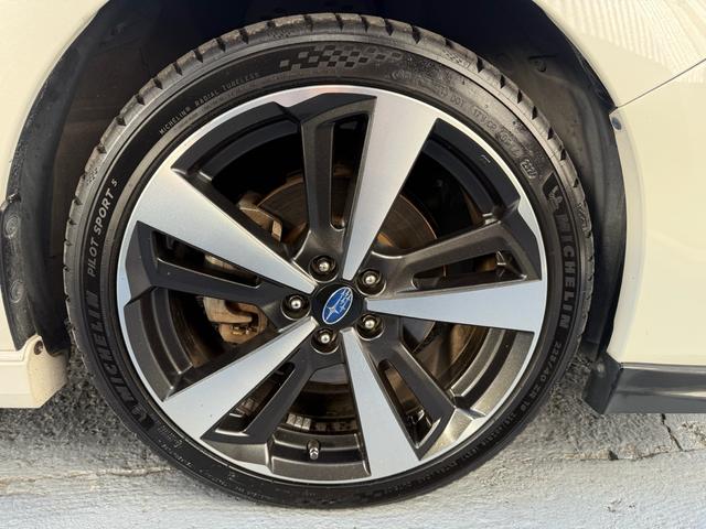 インプレッサスポーツ ２．０ｉ－Ｓアイサイト　修復歴無　ブラックレザーセレクション　純正Ｒ１８アルミ　ＳＴＩエアロ　純正８インチナビＴＶ　バックカメラ　ＥＴＣ　前席シートヒーター　クルコン　ドラレコ（10枚目）