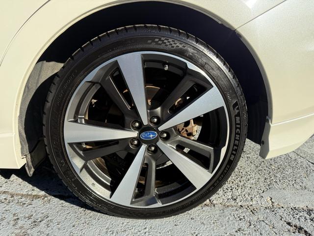 インプレッサスポーツ ２．０ｉ－Ｓアイサイト　修復歴無　ブラックレザーセレクション　純正Ｒ１８アルミ　ＳＴＩエアロ　純正８インチナビＴＶ　バックカメラ　ＥＴＣ　前席シートヒーター　クルコン　ドラレコ（12枚目）