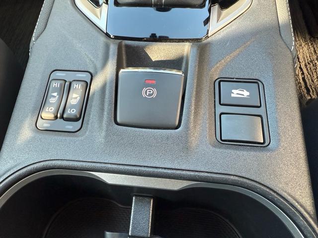 インプレッサスポーツ ２．０ｉ－Ｓアイサイト　修復歴無　ブラックレザーセレクション　純正Ｒ１８アルミ　ＳＴＩエアロ　純正８インチナビＴＶ　バックカメラ　ＥＴＣ　前席シートヒーター　クルコン　ドラレコ（35枚目）