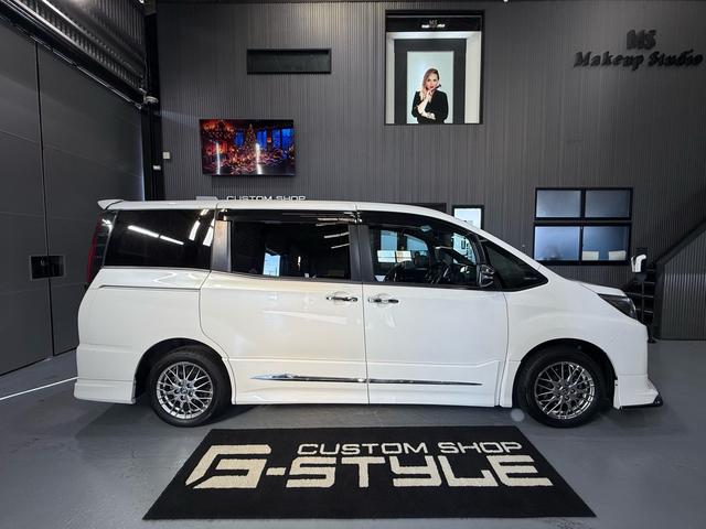 ノア ハイブリッドＳｉ　ダブルバイビーＩＩＩ　修復歴無　禁煙　２年保証付　モデリスタエアロＦ／Ｓ／Ｒ　両側パワードア　純正ナビフルセグＴＶ　バックカメラ　リアモニター　ドラレコＦＲ　トヨタセーフティセンス（5枚目）