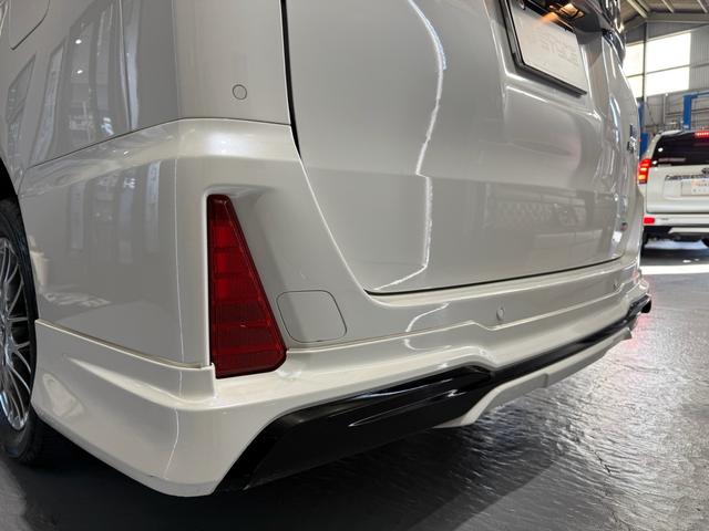 ノア ハイブリッドＳｉ　ダブルバイビーＩＩＩ　修復歴無　禁煙　２年保証付　モデリスタエアロＦ／Ｓ／Ｒ　両側パワードア　純正ナビフルセグＴＶ　バックカメラ　リアモニター　ドラレコＦＲ　トヨタセーフティセンス（9枚目）