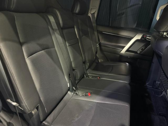 ランドクルーザープラド TX Lパッケージ 修復歴無 禁煙 2年保証付 モデリスタエアロ 純正OP19インチアルミ サンルーフ メーカーOPナビフルセグTV パノラミックビュー ETC2.0 ドラレコ前後 ブラックレザーシート(23枚目)