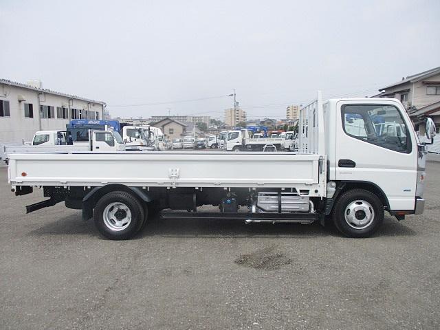 4WD 平ボディ ロング 標準 積載2トン 総重量5t未満(9枚目)