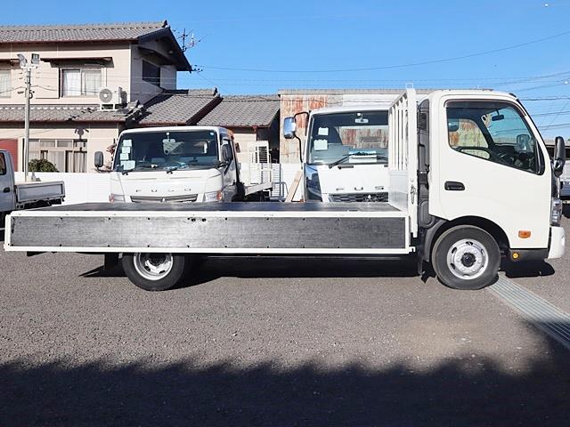 日野 デュトロ