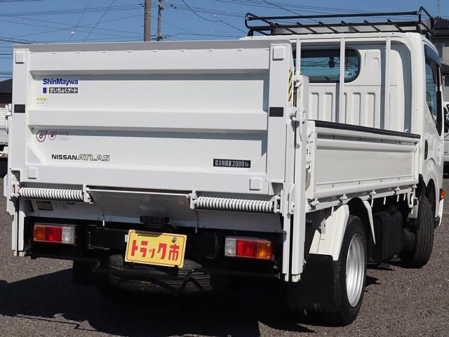 アトラストラック 平ボディ　垂直パワーゲート　積載２ｔ　車両総重量４４６５ｋｇ　新明和ＲＥ０６　リフト能力６００Ｋｇゲート長８３ｃｍ　ＥＨＳ　キーレス　左電格ミラー　ナビ　ＴＶ　ドラレコ　ＥＴＣ　荷台地上高８１ｃｍ　ＺＤ３０ターボ１２０馬力　スペアキー　ルーフキャリア（5枚目）