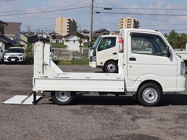 キャリイトラック 垂直式パワーゲ―ト 積載350KG ヤシマ産業YJ12 リフト能力350Kgゲート長70cm 平ボディ ナビ バックカメラ ETC WエアB 車両総重量1280Kg R06A・50馬力 パワーゲート動作確認済 取説 パワーゲート取説 スペアキー(10枚目)