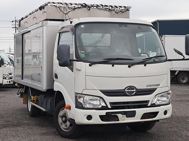 デュトロ ボトルカー　積載１．９ｔ　ハイキャブ　車両総重量４９８５ＫＧ　ボトルカー　標準ハイキャブ　セミロング（3枚目）