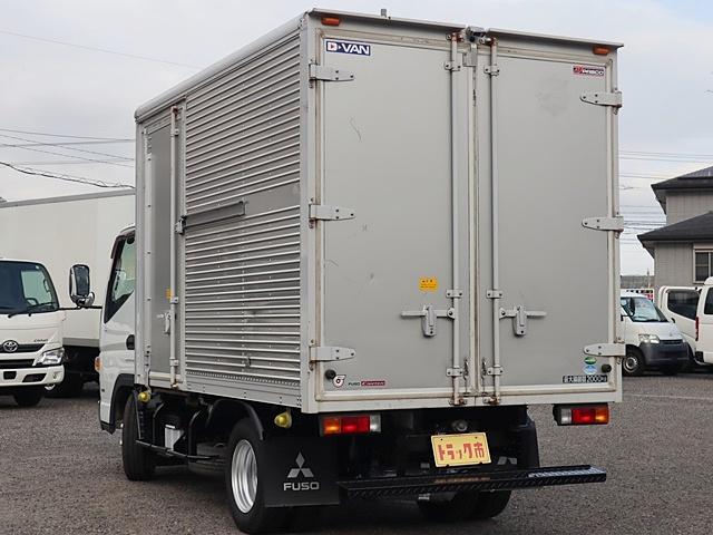 キャンター アルミバン　積載２ｔ　標準１０尺　全低床　パブコ　左サイド扉　左スライドドア　全低床　ＬＤＷＳ　ＥＺＧＯ　ナビ　ＴＶ　バックカメラ　ＥＴＣ　左電格ミラー　車両総重量４６８５Ｋｇ　４Ｐ１０ターボ１３０馬力　荷台地上高約８８ｃｍ（7枚目）