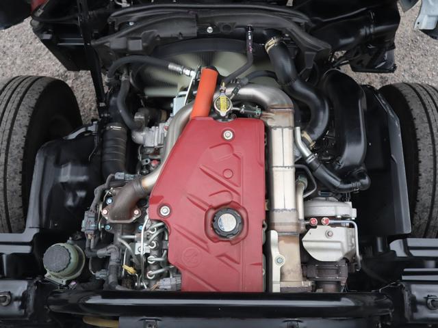 デュトロ 平ボディ・積載３ｔ・標準１０尺・全低床　ＶＳＣ　ＴＲＣ　ＥＴＣ　ＬＥＤヘッド　左電格ミラー　Ｂ／Ｔオーディオ　車両総重量５５５５Ｋｇ　Ｎ０４Ｃターボ１５０馬力　荷台地上高約８５ｃｍ　荷台床板張替済　保証書　取説（14枚目）