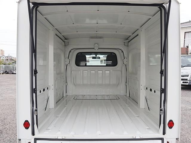 ハイゼットトラック パネルバン 積載350KG AT 両側スライド扉 リア上下跳ね上げ扉 Wエアバッグ 保証書 記録簿 取説 スペアキー ホイール付き冬タイヤ4本積込 車両総重量1340Kg KFエンジン・46馬力 フロアマット・バイザー ホイール付スタッドレス4本積込(10枚目)