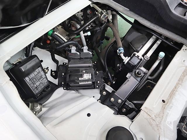 ハイゼットトラック パネルバン 積載350KG AT 両側スライド扉 リア上下跳ね上げ扉 Wエアバッグ 保証書 記録簿 取説 スペアキー ホイール付き冬タイヤ4本積込 車両総重量1340Kg KFエンジン・46馬力 フロアマット・バイザー ホイール付スタッドレス4本積込(14枚目)