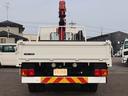 ヒノレンジャー ４段クレーン　ラジコン　ユニック　角足　差違アウトリガー　ＵＲＧ３７４ＲＫ　フック格納　２．９３ｔ吊り　荷台鉄板張り　ナビ　ＴＶ　ＥＴＣ　ＥＳスタート　ドラレコ　荷台地上高１１２ｃｍ　ブームアウトリガー未格納警報装置　ロープ穴・床フック５対　セイコーラック（6枚目）