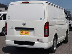 あなたのお仕事のパートナーとなるお車を探すお手伝い　私達　トラック市　豊田インター店にお任せください。０５６５−５１−３５２５　携帯電話・スマートフォンからでもＯＫです。 5