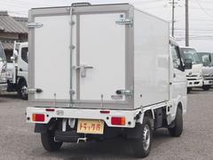 あなたのお仕事のパートナーとなるお車を探すお手伝い　私達　トラック市　豊田インター店にお任せください。０５６５−５１−３５２５　携帯電話・スマートフォンからでもＯＫです。 5