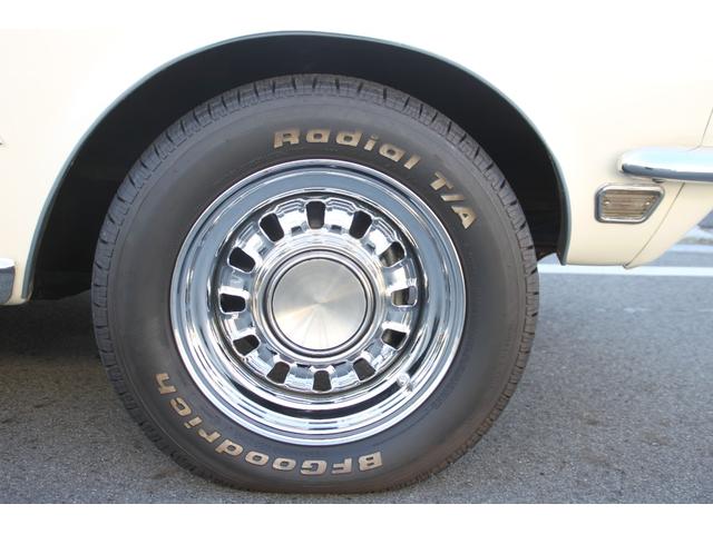 マスタング 　３０２Ｖ８エンジン　３速Ａ／Ｔ　パワーステアリング　エアコン（7枚目）