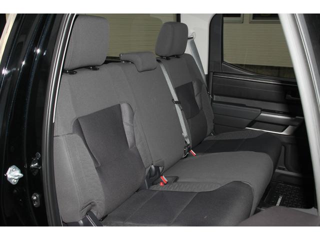 タンドラ クルーマックス SR 3.5LツインターボV6 パートタイム4WD 10速AT アイドリングストップ LEDヘッドランプ ワイヤレスCarPlay オートA/C フロントシートヒーター ドライブモードセレクト バックカメラ(20枚目)
