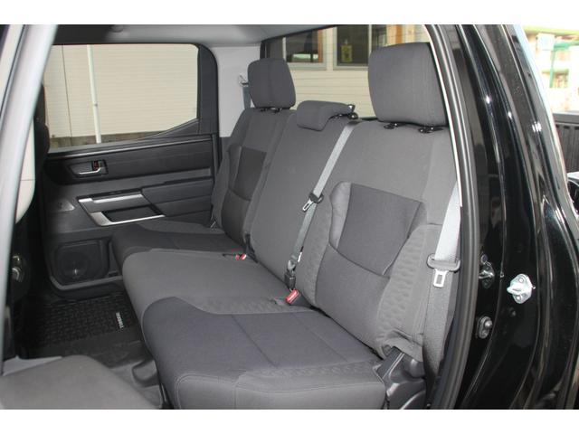 タンドラ クルーマックス SR 3.5LツインターボV6 パートタイム4WD 10速AT アイドリングストップ LEDヘッドランプ ワイヤレスCarPlay オートA/C フロントシートヒーター ドライブモードセレクト バックカメラ(22枚目)
