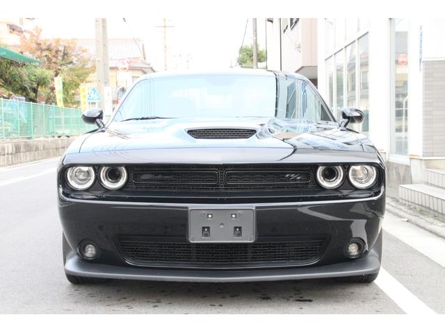 ダッジ・チャレンジャー R/T プラス ブラックトップPKG ハーマンカードンオーディオ アルカンターラシート スポーツモード アクティブエグゾースト ブラインドスポットモニター フロントシートヒーター&クーラー HIDヘッドランプ(3枚目)
