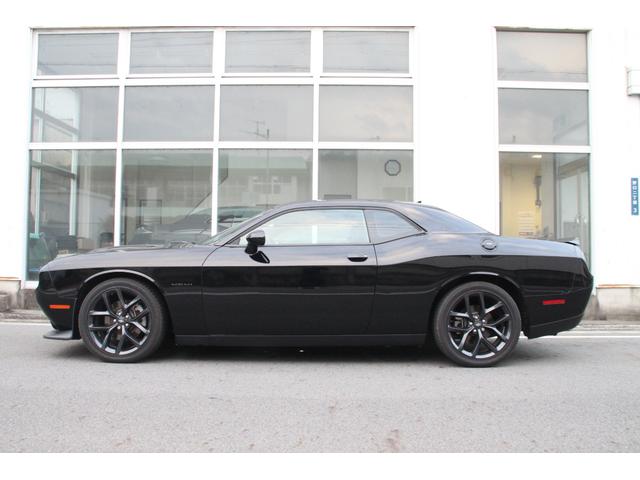 ダッジ・チャレンジャー R/T プラス ブラックトップPKG ハーマンカードンオーディオ アルカンターラシート スポーツモード アクティブエグゾースト ブラインドスポットモニター フロントシートヒーター&クーラー HIDヘッドランプ(9枚目)