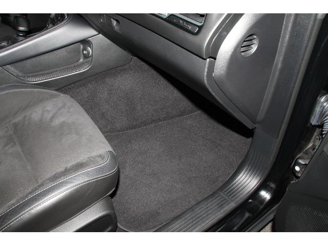 ダッジ・チャレンジャー R/T プラス ブラックトップPKG ハーマンカードンオーディオ アルカンターラシート スポーツモード アクティブエグゾースト ブラインドスポットモニター フロントシートヒーター&クーラー HIDヘッドランプ(19枚目)