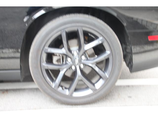 ダッジ・チャレンジャー R/T プラス ブラックトップPKG ハーマンカードンオーディオ アルカンターラシート スポーツモード アクティブエグゾースト ブラインドスポットモニター フロントシートヒーター&クーラー HIDヘッドランプ(30枚目)