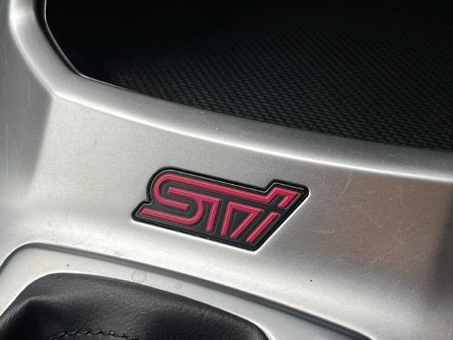 インプレッサ ＷＲＸ　ＳＴＩ　Ａライン　買取車　禁煙車　ＧＶＢ用純正リアスポイラー　ＧＶＢ限定車ｔｓＲＡサスペンション　ＨＫＳエアクリ　オプションＳＴＩキャリパー　カロッツェリアナビ地デジ　Ｂカメラ　ＥＴＣ　ＧＰＳレーダー探知機　取説保証書（45枚目）