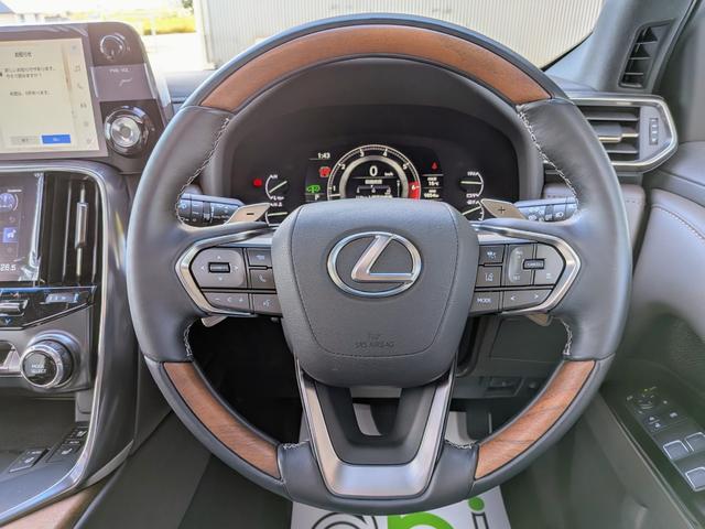 ステアリングヒーター付