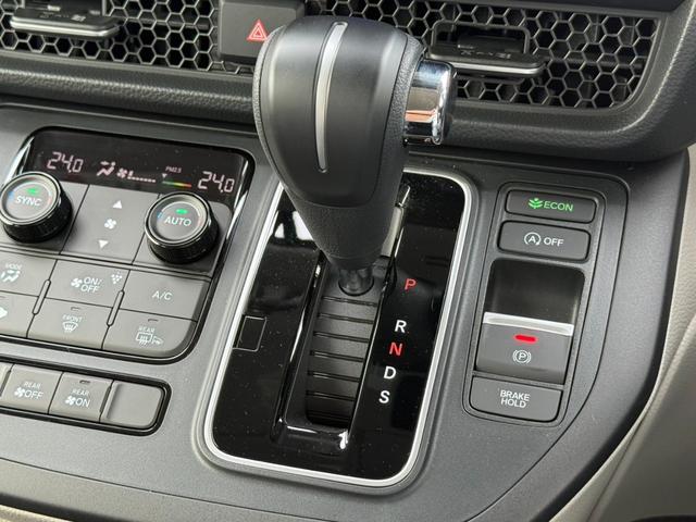 ステップワゴン エアー　純正１１．４インチフルセグナビマルチビューカメラシステムドライブレコーダーＥＴＣ車載器（7枚目）