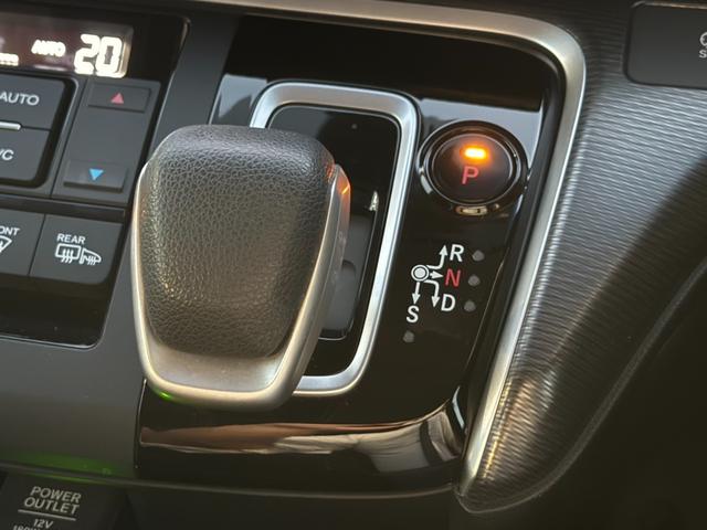 ステップワゴンスパーダ スパーダハイブリッドＧホンダセンシング　Ｂｌｕｅｔｏｏｔｈ対応フルセグナビマルチビューカメラシステムリア席モニターＥＴＣ車載器ドライブレコーダー（7枚目）