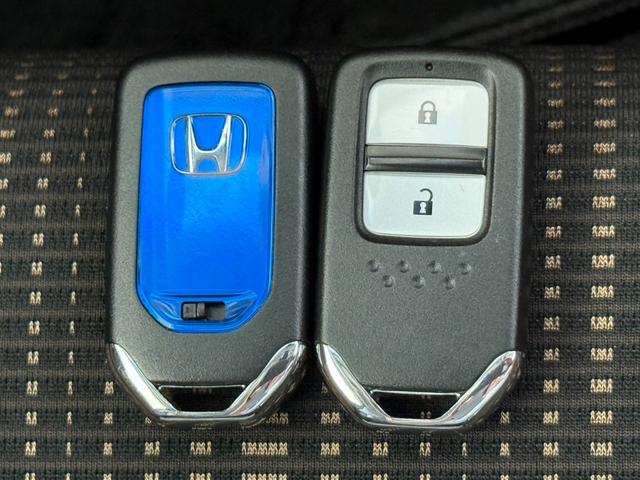 ヴェゼル ハイブリッドZ・ホンダセンシング Bluetooth対応フルセグナビ4WDETC車載器ドライブレコーダーシートヒーター(19枚目)