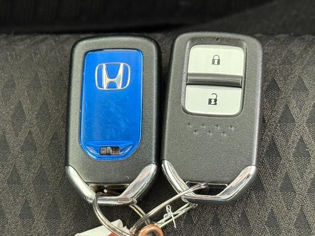 フィットハイブリッド F Bluetooth対応フルセグナビETC車載器(18枚目)