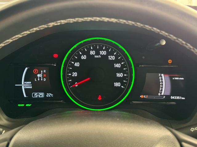 ヴェゼル ハイブリッドＲＳ・ホンダセンシング　Ｂｌｕｅｔｏｏｔｈ対応フルセグナビＥＴＣ車載器シートヒーター（6枚目）