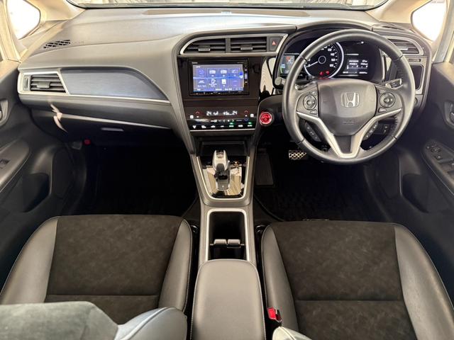 シャトル ハイブリッドXホンダセンシング 修復歴有りBluetooth対応フルセグナビETC車載器ドライブレコーダーシートヒーター(4枚目)