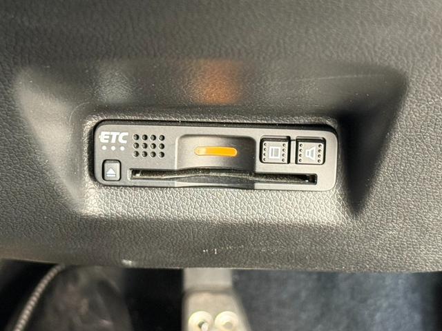 シャトル ハイブリッドXホンダセンシング 修復歴有りBluetooth対応フルセグナビETC車載器ドライブレコーダーシートヒーター(10枚目)