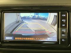 バックモニターも装備しております。駐車が苦手な方でもご安心下さい！ 3