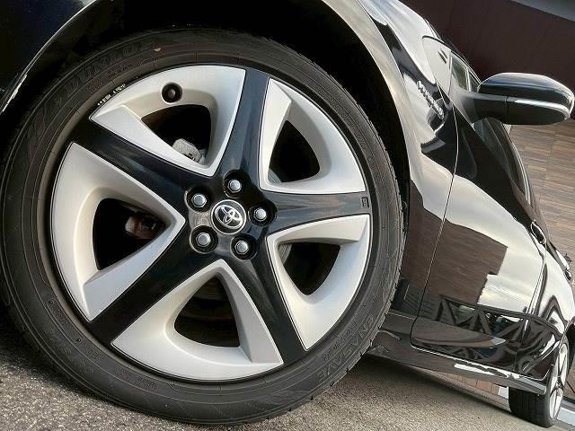 プリウス ♪A “ツーリングセレクション” パーキングアシスト ブラインドスポットモニター レザーシート シートヒーター AC100V電源 レーダークルーズコントロール 純正9インチSDナビ ETC クリアランスソナー ヘッドアップディスプレイ(11枚目)