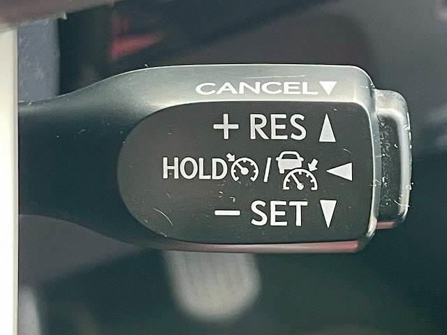 プリウス ♪A “ツーリングセレクション” パーキングアシスト ブラインドスポットモニター レザーシート シートヒーター AC100V電源 レーダークルーズコントロール 純正9インチSDナビ ETC クリアランスソナー ヘッドアップディスプレイ(16枚目)